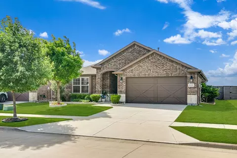 1528 Grassy Knoll Trl, Krugerville, TX 76227