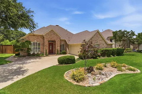 1515 Pecan Valley Ct, Corinth, TX 76210