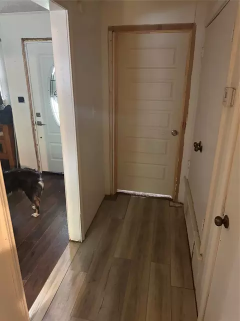 Entry Way - 102 N Cedar St, Celeste, TX 75423 photo 2 of 2