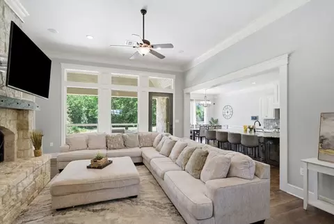 Living - 8 Freedom Ct, Waco, TX 76708 photo 1 of 2