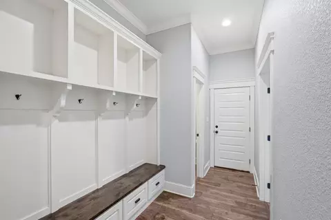 Entry Way - 8 Freedom Ct, Waco, TX 76708 photo 3 of 3
