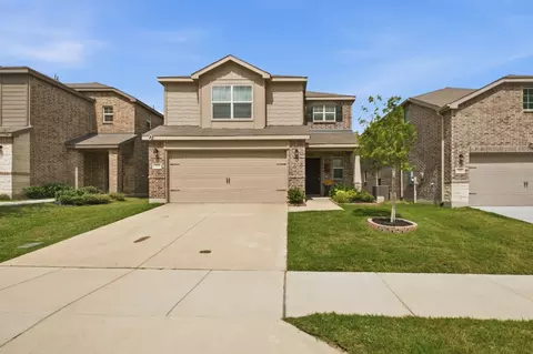 325 Hopson St, Van Alstyne, TX 75495