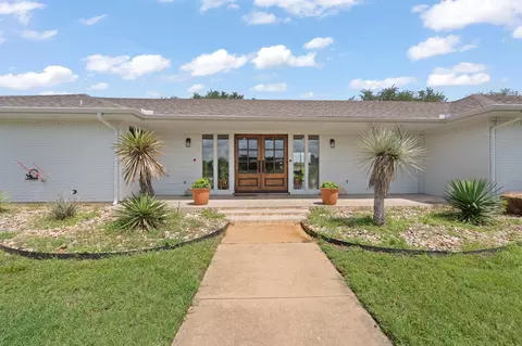 Exterior - 3001 E Fm 4, Cleburne, TX 76031 photo 3 of 11