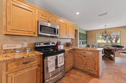 Kitchen - 3001 E Fm 4, Cleburne, TX 76031 photo 2 of 5