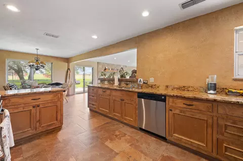 Kitchen - 3001 E Fm 4, Cleburne, TX 76031 photo 4 of 5
