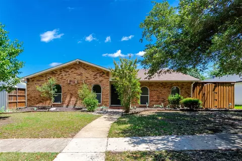 5009 Middleton Cir, The Colony, TX 75056