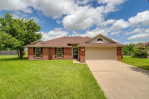 102 Meadow Ridge Dr, Venus, TX 76084