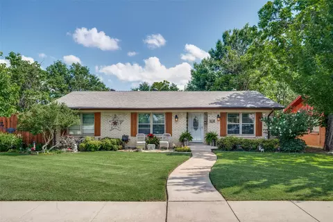 510 Northside Ave, Lewisville, TX 75057