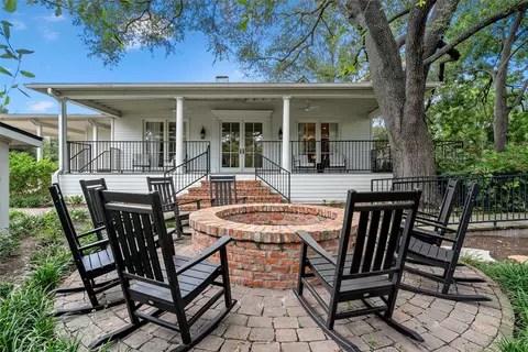 Exterior - 3601 Hillcrest Dr, Waco, TX 76708 photo 2 of 12