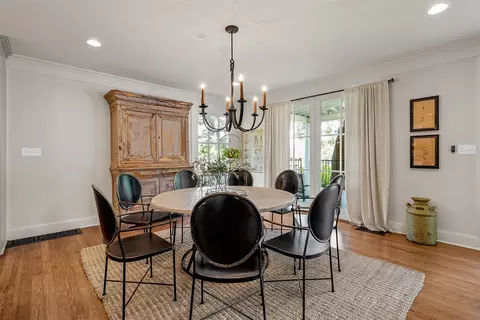 Dining - 3601 Hillcrest Dr, Waco, TX 76708 photo 2 of 2