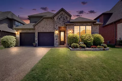 428 Balmora Way, Roanoke, TX 76262