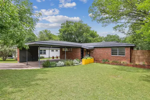 2223 Forest Oaks Dr, Dallas, TX 75228