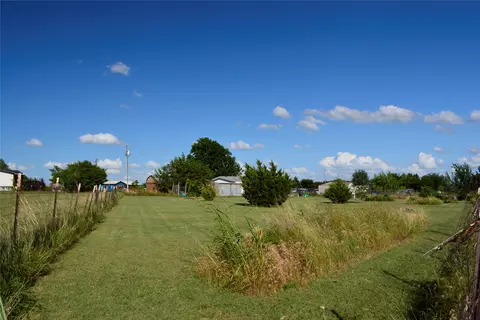 2202 Eagle Ct, Venus, TX 76084 photo 6