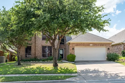 10137 Red Bluff Dr, Fort Worth, TX 76177