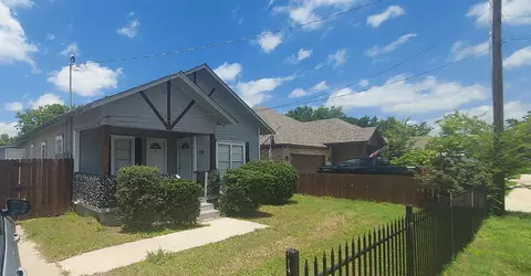 706 Mount Olive St, Terrell, TX 75160
