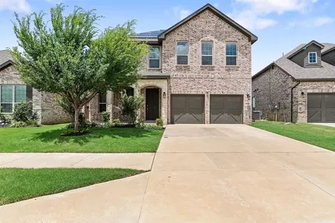 9008 Cattle Herd Dr, Fort Worth, TX 76123