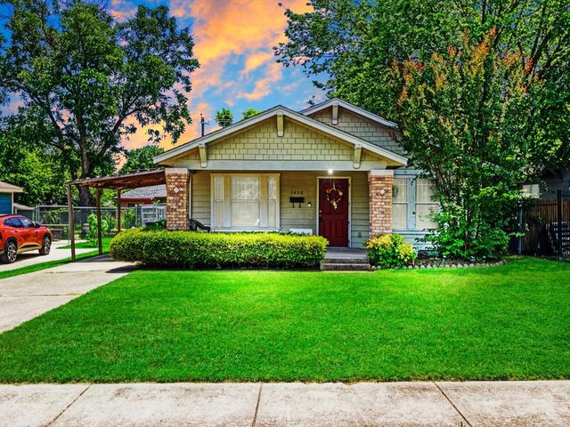 1436 Elmwood Ave, Fort Worth, TX 76104
