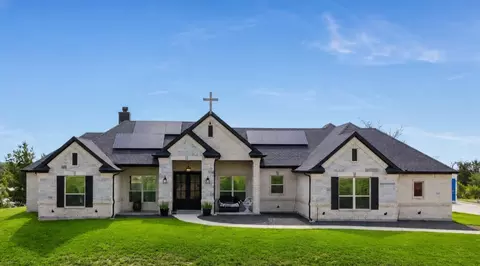 248 Scenic Wood Dr, Azle, TX 76020