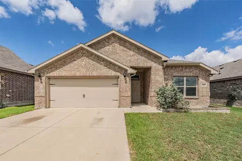 11808 Castleford Way, Crowley, TX 76036