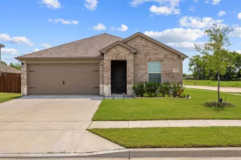 206 Nokota Dr, Leonard, TX 75452