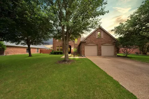 345 Creekside Trl, Argyle, TX 76226