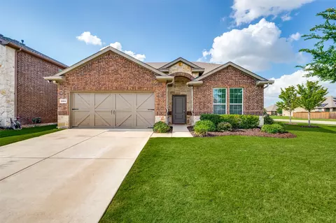 6301 Cheshire St, Aubrey, TX 76227