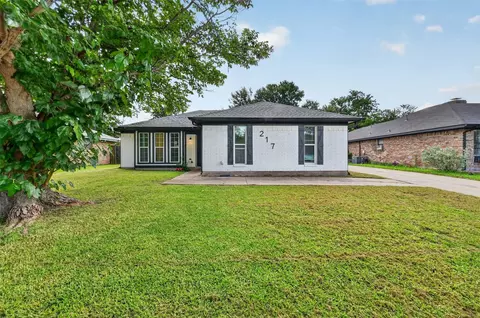 217 Teakwood Dr, Princeton, TX 75407