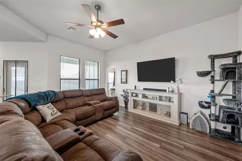 Living - 11100 Solar St, Lorena, TX 76655 photo 1 of 1