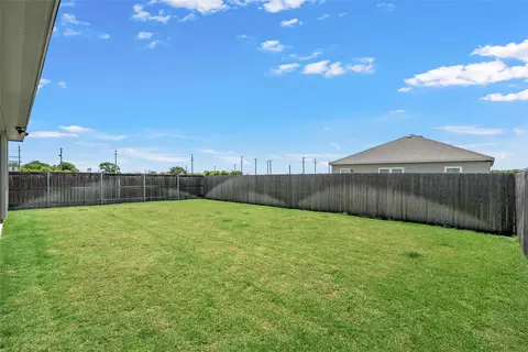Exterior - 11100 Solar St, Lorena, TX 76655 photo 4 of 6