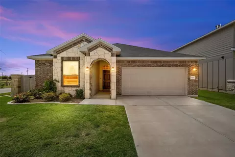 Exterior - 11100 Solar St, Lorena, TX 76655 photo 2 of 6