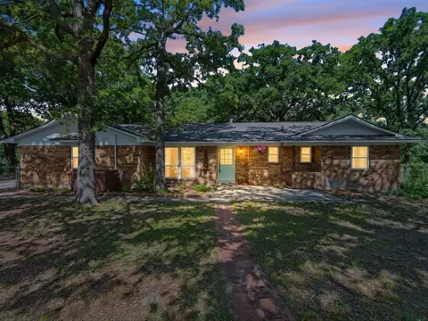 601 Squires Ln, Krugerville, TX 76227