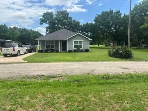 311 Depot St, Cumby, TX 75433