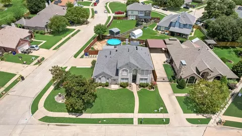 108 Bowie St, Forney, TX 75126