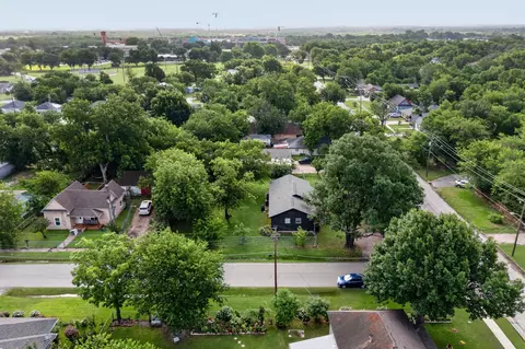View/Area - 701 E Brin St, Terrell, TX 75160 photo 6 of 7