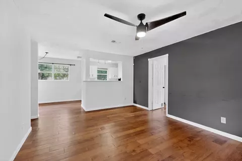 Living - 701 E Brin St, Terrell, TX 75160 photo 4 of 5
