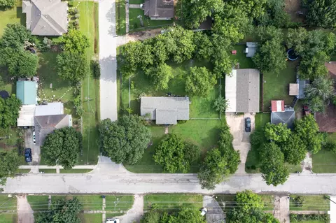 View/Area - 701 E Brin St, Terrell, TX 75160 photo 2 of 7