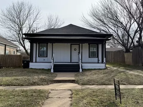 606 E Woodard St, Denison, TX 75021