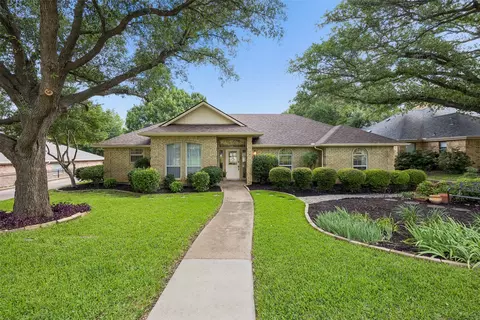975 Trophy Club Dr, Trophy Club, TX 76262