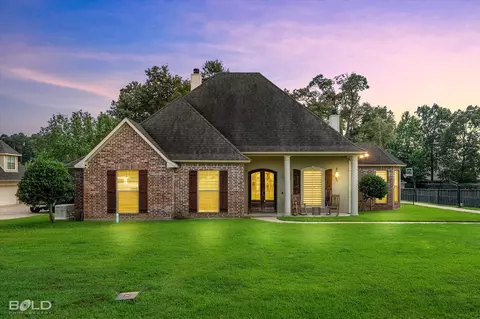 2220 Forest Hills Blvd, Haughton, LA 71037