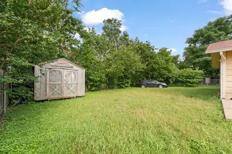 Exterior - 1601 Mcanear St, Cleburne, TX 76033 photo 5 of 5