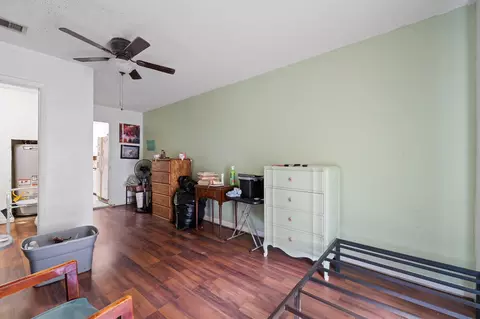 Bedroom - 1601 Mcanear St, Cleburne, TX 76033 photo 2 of 5