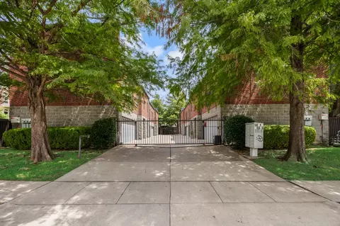 5801 Ross Ave #B, Dallas, TX 75206
