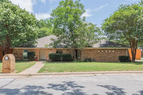 3817 Rustic Forest Trl, Arlington, TX 76016