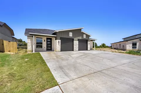 1301 Lone Pine Way, Killeen, TX 76543