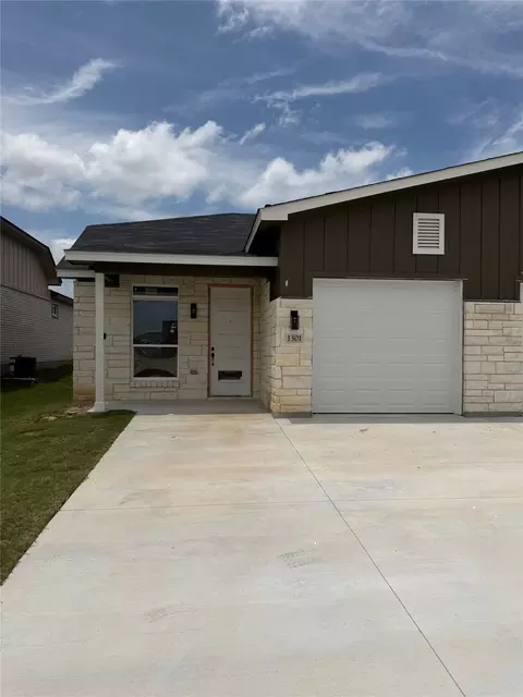 1301 Lone Pine Way, Killeen, TX 76543