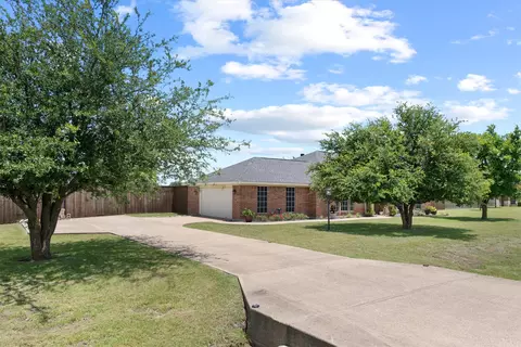 1108 Chestnut Dr, Venus, TX 76084