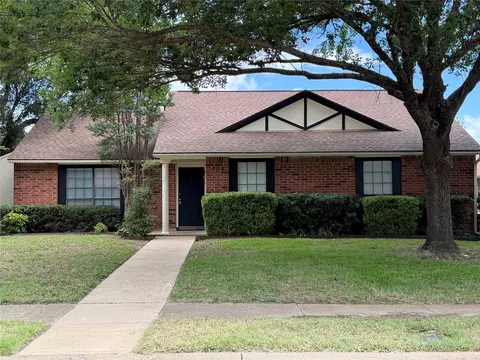 404 Whitney St, Cedar Hill, TX 75104