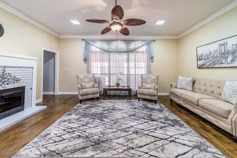 3305 Eisenhower Ln, Plano, TX 75023