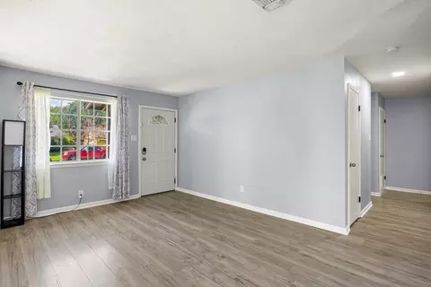 Living - 401 Langley Ave, Everman, TX 76140 photo 2 of 5