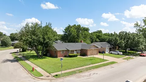 View/Area - 401 Langley Ave, Everman, TX 76140 photo 1 of 6